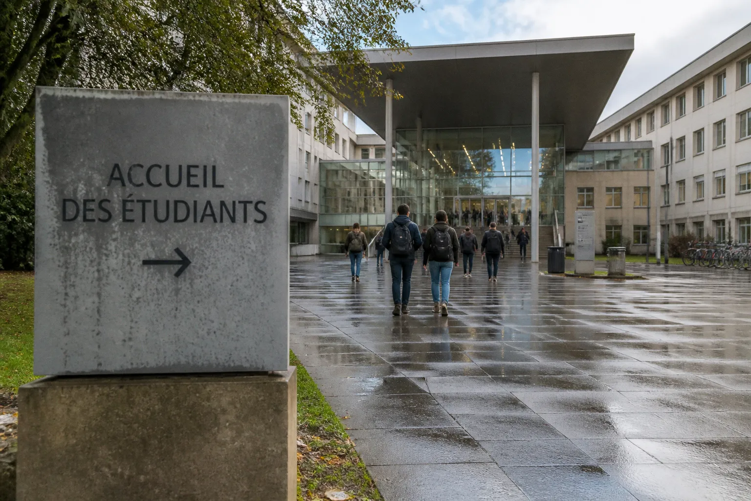 Inscription administrative : les impacts d'un changement de statut